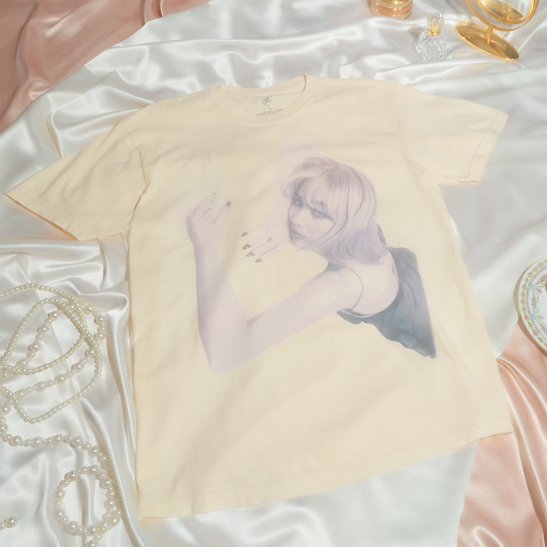 emails image tee editorial 1