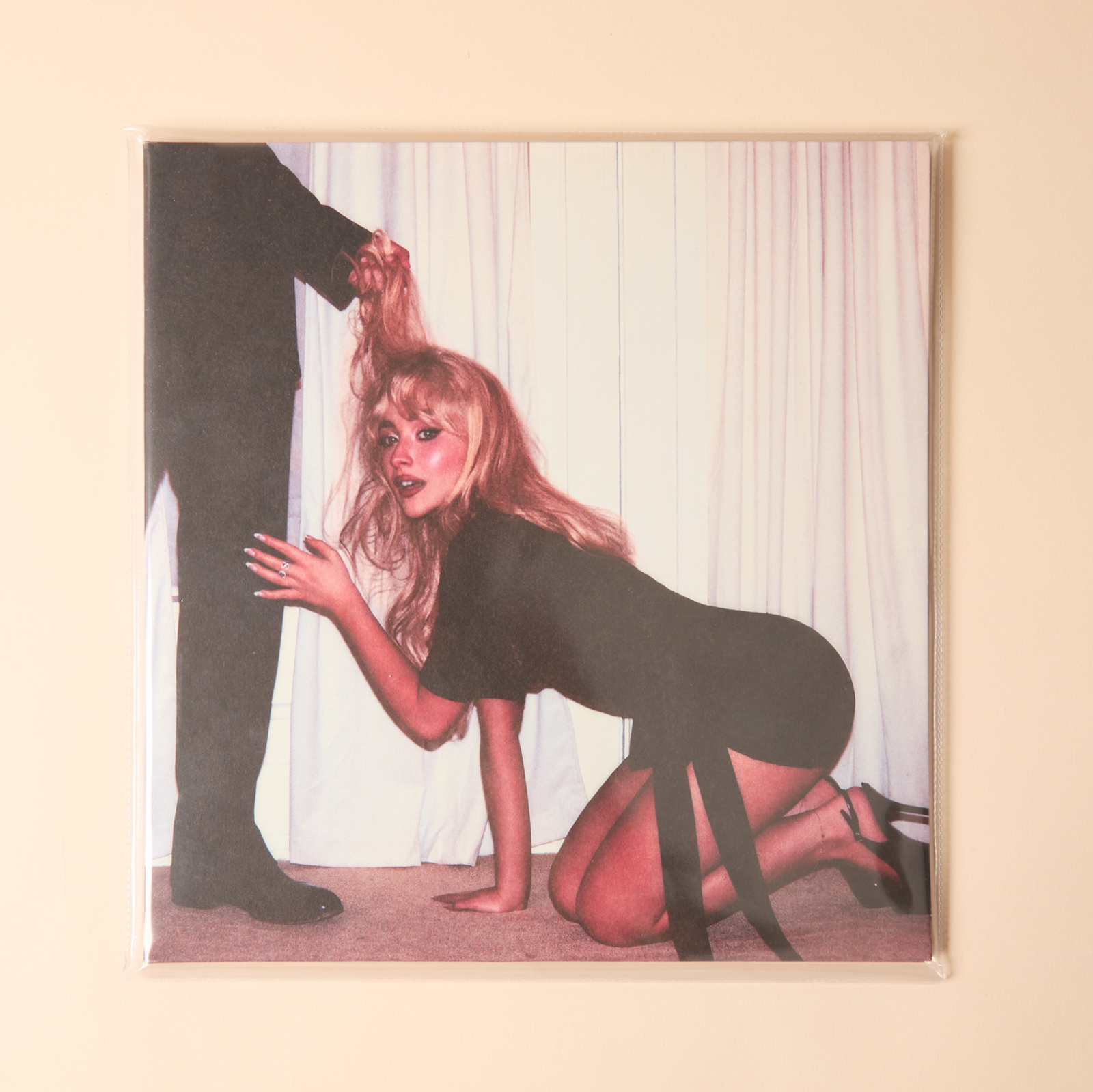 Man's Best Friend D2C Luxe Packaging LP - Sabrina Carpenter Man's Best Friend D2C Luxe Packaging LP - Sabrina Carpenter